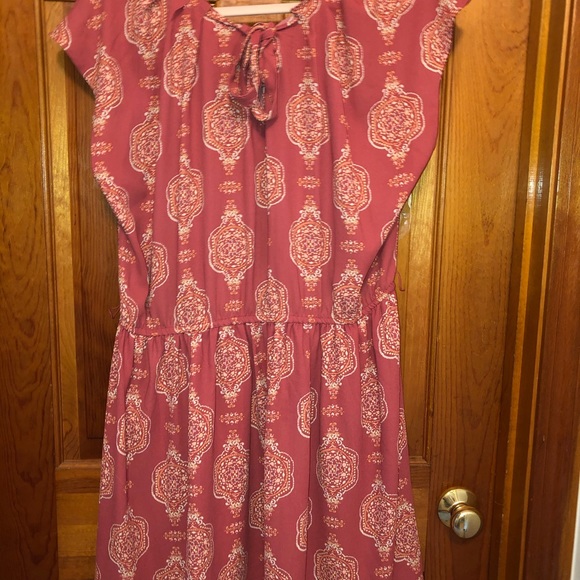 Great dress for work or a party - Picture 3 of 3